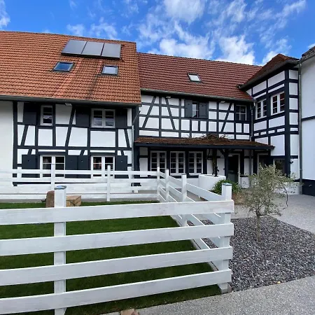 Bed & Breakfast A La Ferme 4*